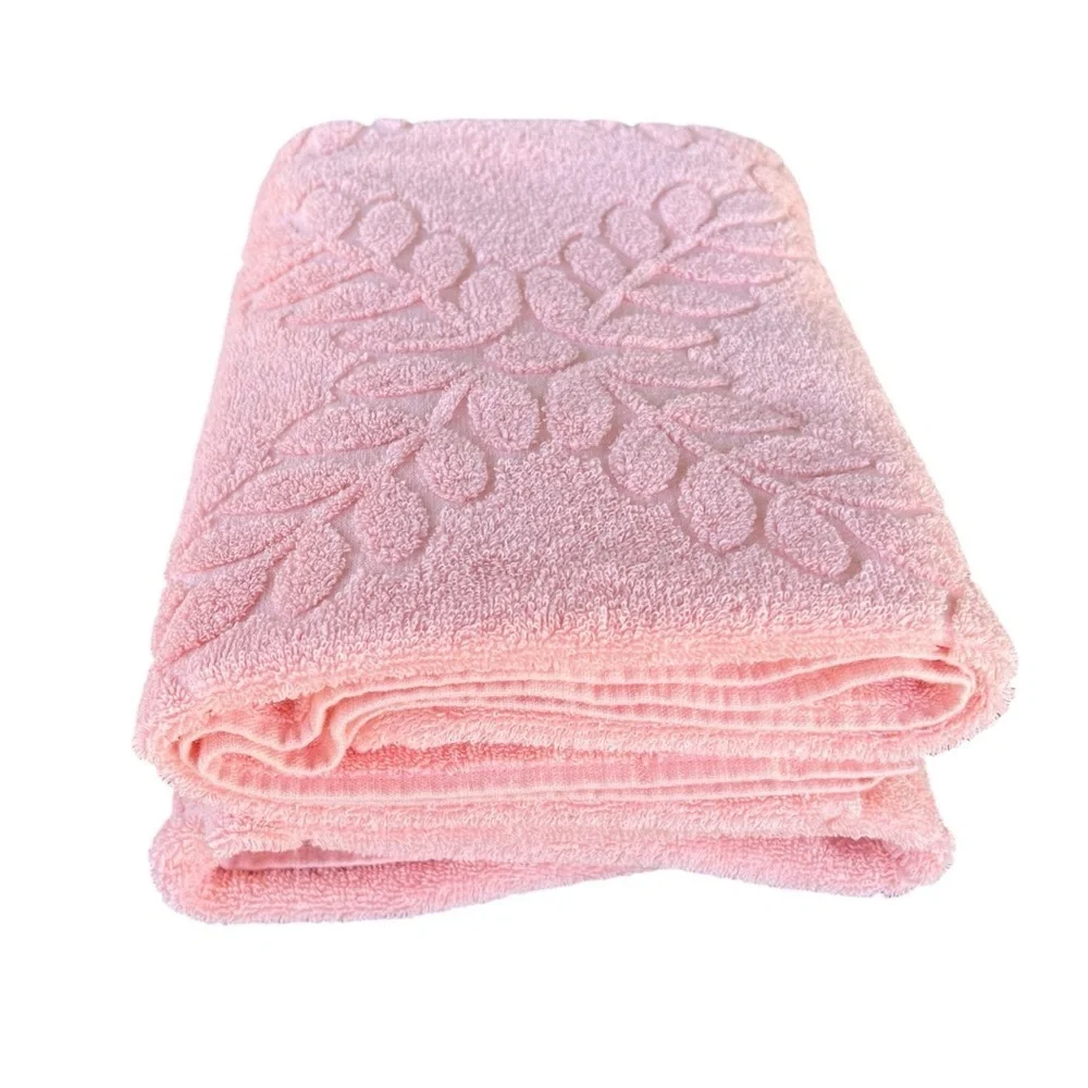 Vintage Cannon 2-Piece Fig Leaf Sculpted Bath Towel Set Pink Cotton USA